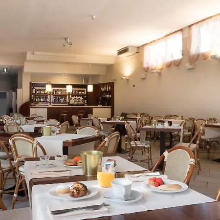 Otel Spinelli Viareggio