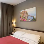Spinelli Hotel