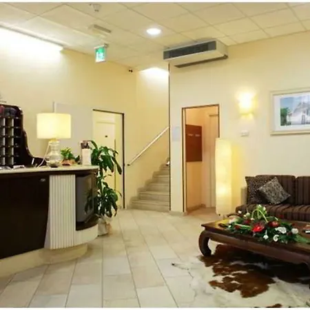 מלון Spinelli 3*